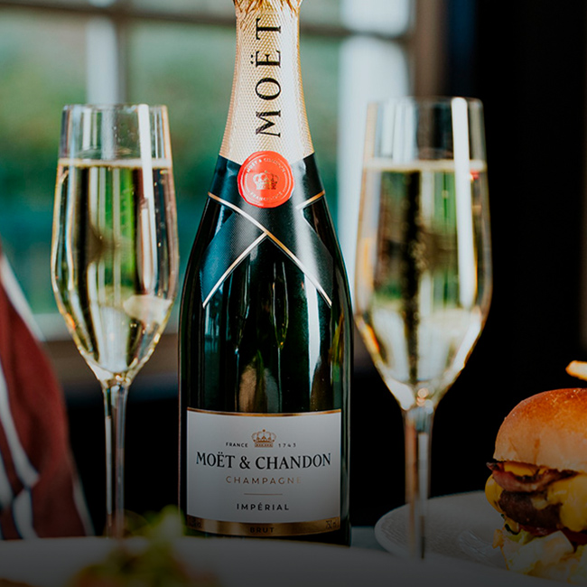 Wine & Drinks menu at The Royal Saracens Head